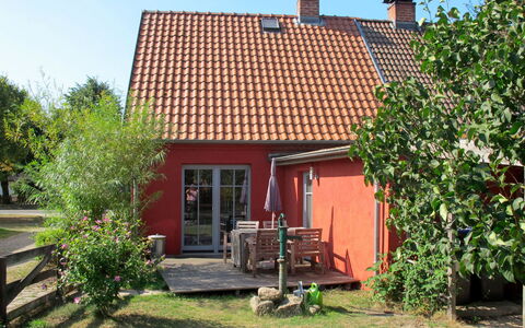 Kapitänshaus Leo: Eigentum, Haus, Hütte, Gebäude, Zuhause, Grundeigentum, Bauernhaus, Ländliches Gebiet, Fassade, Die Architektur