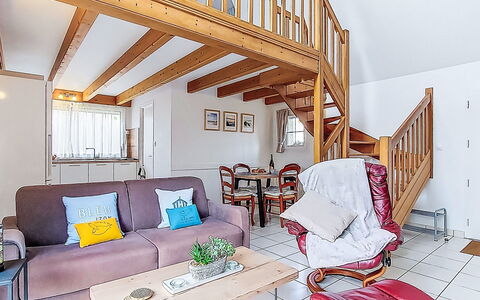 Tal Ar Mor: Möbel, Interior Design, Flooring, Holz, Fussboden, Zimmer, Couch, Wohnung, Tabelle, Wohnzimmer