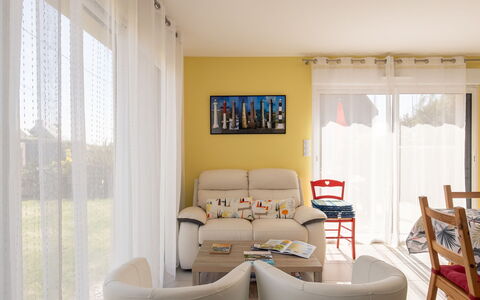 Tal Ar Mor: Möbel, Interior Design, Flooring, Fussboden, Zimmer, Couch, Textil, Wohnzimmer, Decke, Zuhause