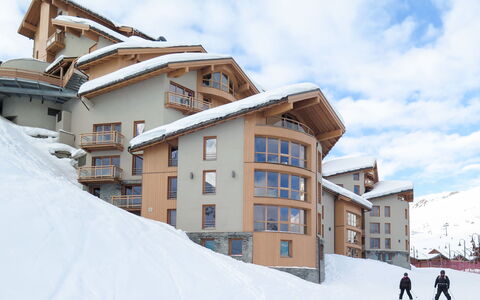 Tignes 657: Schnee, Winter, Eigentum, Haus, Skiort, Gebäude, Grundeigentum, Die Architektur, Dach, Zuhause