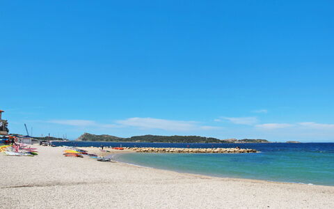 La Pitchoune: Wasser, Himmel, Wolke, Blau, Azurblau, Strand, Landschaft, Horizont