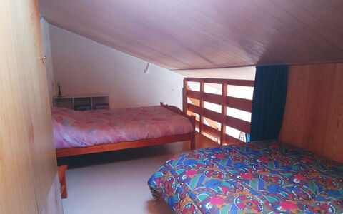 Rivages D'Olonne: Zimmer, Schlafzimmer, Bett, Eigentum, Möbel, Gebäude, Herberge, Fussboden, Bettdecke, Dachboden