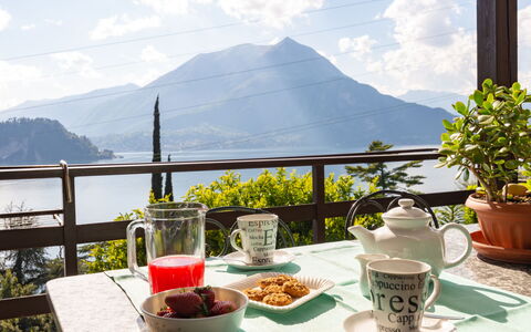 Stefania (Vna370): Essen, Tabelle, Wolke, Himmel, Pflanze, Geschirr, Berg, Dishware, Drinkware, Kaffeetasse