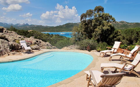 Roccia di Volpe: Schwimmbad, Eigentum, Urlaub, Grundeigentum, Estate, Wasser, Resort, Azurblau, Haus, Villa