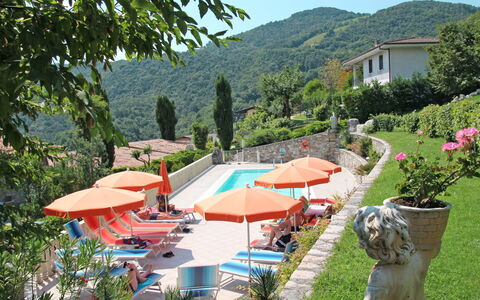 Tremosine 651: Eigentum, Bergstation, Gebäude, Grundeigentum, Haus, Urlaub, Resort, Freizeit, Tourismus, Die Architektur