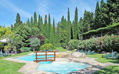Roccastrada 617: Natur, Natürliche Landschaft, Eigentum, Baum, Grundeigentum, Botanischer Garten, Schwimmbad, Himmel, Botanik, Estate