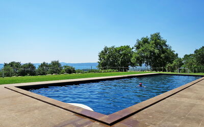 Lago di Bolsena 662: Schwimmbad, Eigentum, Grundeigentum, Freizeit, Rechteck, Haus, Urlaub, Gras, Estate, Zuhause