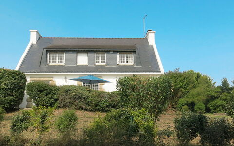 Pen Er Guer: Eigentum, Haus, Zuhause, Gebäude, Die Architektur, Grundeigentum, Himmel, Dach, Wohngebiet, Villa