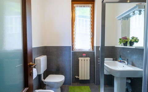 Stresa 613: Sinken, Eigentum, Spiegel, Armatur, Zapfhahn, Grün, Badezimmer, Bad Sink, Die Architektur