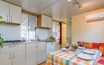 Unterkunft:&nbsp;Belvedere Pineta Camping Village 653.3