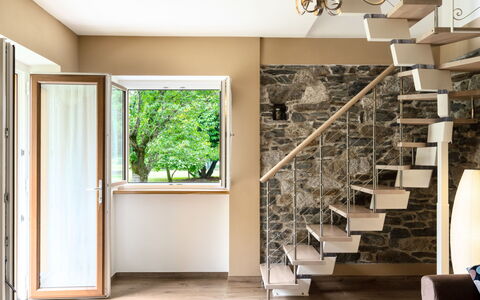 Di Pipot: Eigentum, Zimmer, Interior Design, Decke, Wand, Treppe, Fussboden, Gebäude, Haus, Die Architektur