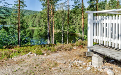 Saunaharju 3: Möbel, Stuhl, Gartenmöbel, Tabelle, Holz, Tisch Im Freien, Küche & Esszimmer Tisch, Schatten, Garten, Regenschirm