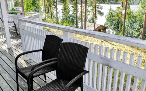 Saunaharju 4: Möbel, Stuhl, Gartenmöbel, Tabelle, Holz, Tisch Im Freien, Küche & Esszimmer Tisch, Schatten, Garten, Regenschirm