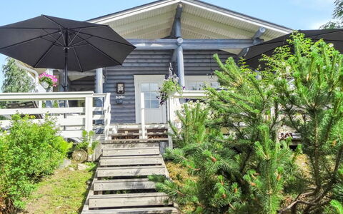 Käpälysmökki: Holz, Strauch, Veranda, Zuhause, Abstellgleis, Haus, Hütte, Dach, Treppe