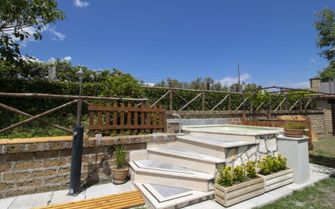 Il Casaletto: Eigentum, Botanik, Grundeigentum, Haus, Die Architektur, Gebäude, Garten, Baum, Zuhause, Botanischer Garten