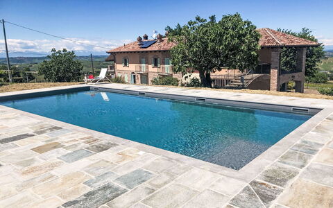 Antica Cascina: Schwimmbad, Verbundwerkstoff, Flagstone, Fliese, Water Feature, Beton, Cobblestone