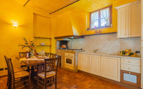 Casa Daniela (Gam310): Zimmer, Eigentum, Möbel, Gelb, Countertop, Küche, Cabinetry, Gebäude, Fussboden, Interior Design