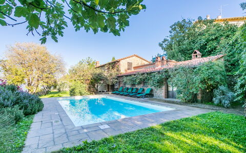 Belvedere: Pflanze, Himmel, Wasser, Gebäude, Natürliche Landschaft, Baum, Gras, Freizeit, Landschaft, Grundeigentum