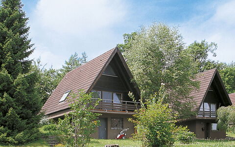 Illmensee 611: Eigentum, Haus, Zuhause, Dach, Hütte, Bauernhaus, Grundeigentum, Gebäude, Grundstueck, Ländliches Gebiet