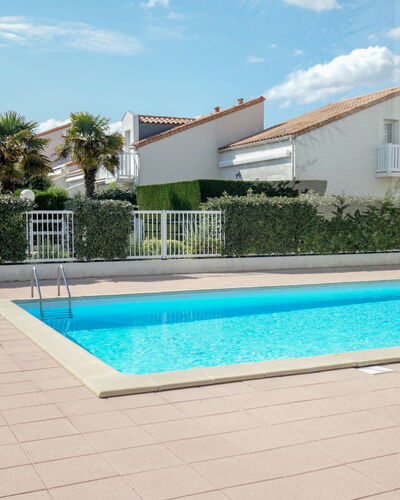 Vaux sur Mer 300