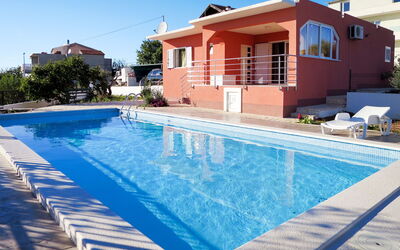 Pinea - Vodice, Gespanschaft Šibenik-Knin, Kroatien
