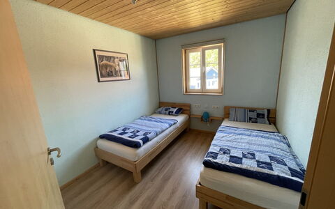 Strelasund: Möbel, Gebäude, Fenster, Komfort, Azurblau, Holz, Interior Design, Haus, Flooring, Fussboden