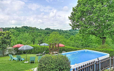Il Cavaliere: Schwimmbad, Garten, Freizeit, Eco Hotel, Landscaping, Schatten, Resort, Park, Hinterhof, Water Feature