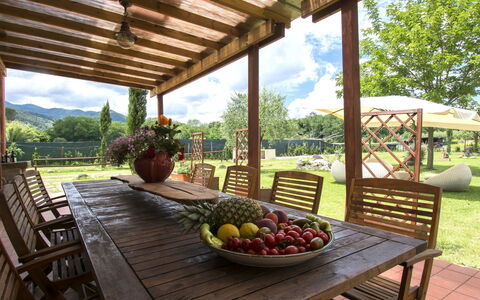 Daussiè: Eigentum, Deck, Veranda, Estate, Grundeigentum, Gebäude, Zimmer, Haus, Zuhause, Resort