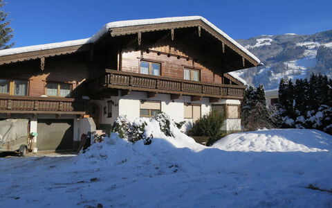 Josef: Himmel, Schnee, Eigentum, Pflanze, Berg, Fenster, Gebäude, Steigung, Haus, Baum