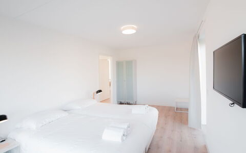 Oesterdam Resort: Möbel, Gebäude, Komfort, Beleuchtung, Interior Design, Holz, Fussboden, Flooring, Schatten