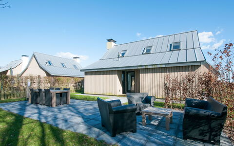 Oesterdam Resort: Eigentum, Haus, Zuhause, Wohngebiet, Dach, Gebäude, Grundeigentum, Die Architektur, Gras, Hinterhof