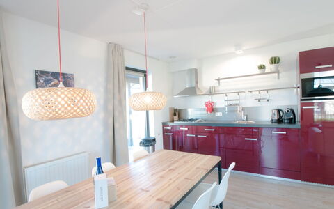 Oesterdam Resort: Zimmer, Eigentum, Möbel, Küche, Interior Design, Countertop, Gebäude, Fussboden, Haus, Cabinetry