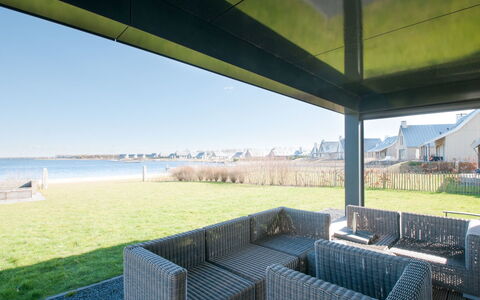 Oesterdam Resort: Eigentum, Die Architektur, Zimmer, Grundeigentum, Interior Design, Schatten, Gebäude, Haus, Veranda, Gras
