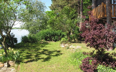 Pondside Retreat & Canoe
