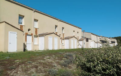 Carcans Plage 601: Himmel, Pflanze, Eigentum, Ökoregion, Fenster, Gebäude, Grundstueck, Gras, Landschaft