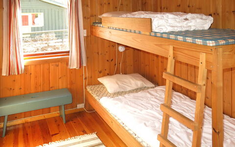 Hammaren: Eigentum, Möbel, Holz, Gebäude, Interior Design, Fussboden, Flooring, Fenster, Hartholz, Holzbeize