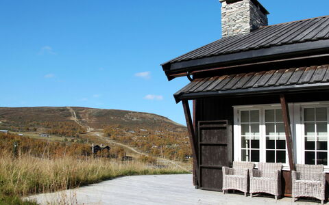 Havsdalsgrenda: Himmel, Wolke, Fenster, Pflanze, Gebäude, Haus, Holz, Hütte, Landschaft, Abstellgleis
