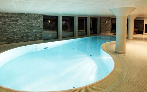 Havsdalsgrenda: Wasser, Eigentum, Gebäude, Azurblau, Schwimmbad, Interior Design, Die Architektur, Fussboden, Freizeit, Aqua