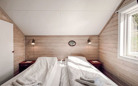 Tantestova: Fenster, Holz, Komfort, Gebäude, Interior Design, Fussboden, Flooring, Hartholz, Tönungen Und Schatten