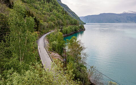 Hovsfjellet: Wasser, Bergforms, Gewässer, Wasservorräte, Berg, Natürliche Landschaft, Hochland, Wasserlauf, Hügel, Bank