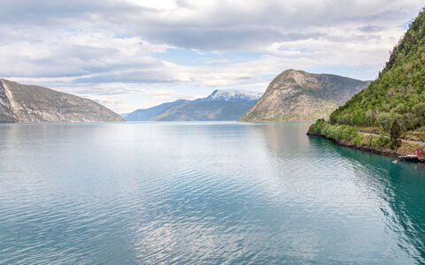 Hovsfjellet: Blau, Wasser, Wasservorräte, Bergforms, Berg, Gewässer, Natürliche Landschaft, Wasserlauf, Hochland, Küsten Und Ozeanische Forms