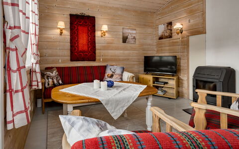 Granlien: Tabelle, Möbel, Eigentum, Bilderrahmen, Holz, Interior Design, Stuhl, Komfort, Fussboden, Flooring