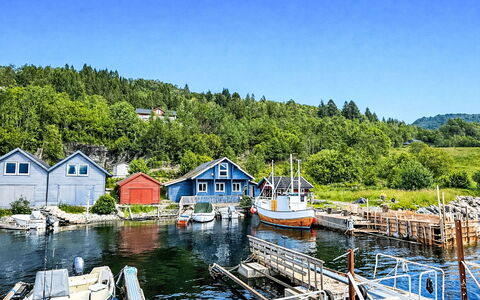 Rorbu: Wasser, Gewässer, Boot, Wasserweg, Watercraft, Haus, Küsten Und Ozeanische Forms, Küste, See, Kanal
