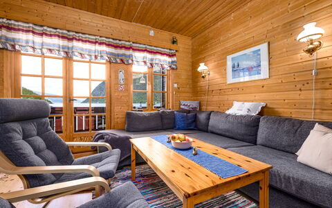 Krokeggi: Holz, Möbel, Haus, Fussboden, Flooring, Zuhause, Hütte, Decke, Wohnzimmer, Holzbeize
