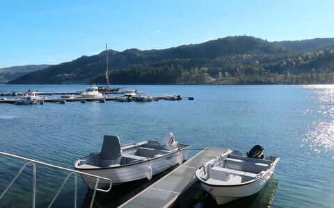 Gurevika: Wasser, Himmel, Boot, Wasservorräte, Watercraft, Berg, Fahrzeug, Boote Und Boating - Geräte Und Materialien, Schiffsbau, See