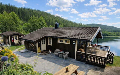 Staksholmen: Haus, Hütte, Dach, Zuhause, Veranda, Ländliches Gebiet, Gartenbauten, Abstellgleis, Blockhaus, Hütte