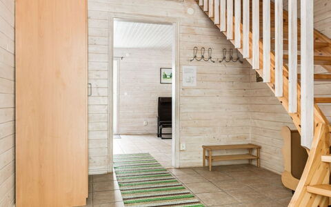 Erikstorp 142: Eigentum, Holz, Interior Design, Fussboden, Flooring, Wand, Halle, Gebäude, Grundeigentum