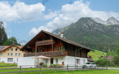 Schwenden 150: Holz, Dach, Hütte, Blockhaus, Estate, Strahl, Holz, Veranda, Design, Hartholz