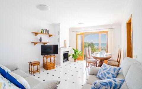 Sa Mirada: Zimmer, Möbel, Schlafzimmer, Eigentum, Weiss, Interior Design, Blau, Bett, Wohnzimmer, Wand