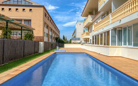 Residencial Roma: Schwimmbad, Eigentum, Grundeigentum, Gebäude, Zuhause, Haus, Eigentumswohnung, Estate, Wohnung, Wohngebiet